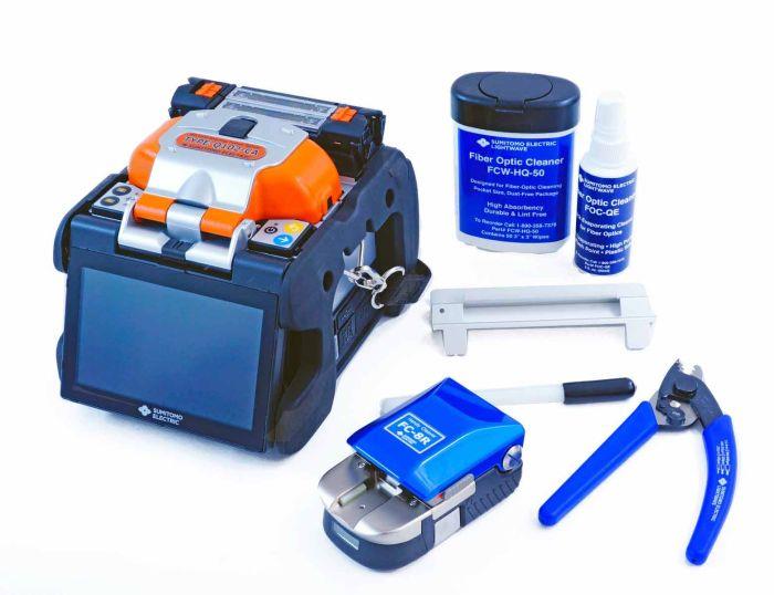 Sumitomo Fusion Splicer Kit Type Q102CA Quantum with FC-8R Precision Cleaver